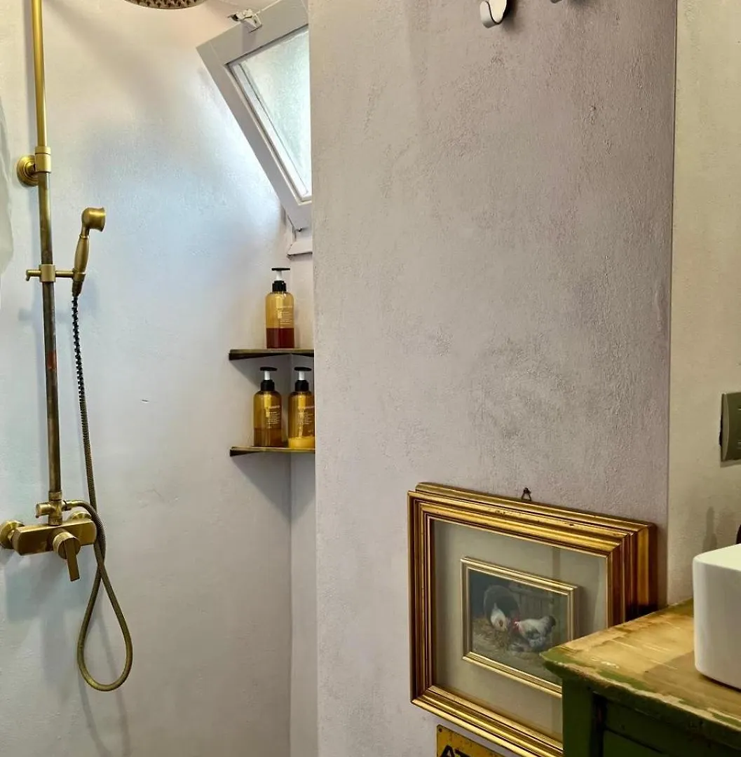 Apartamento Charming And Design Attic Loft Central Milan In Coolest Area Navigli Ticinese Itália