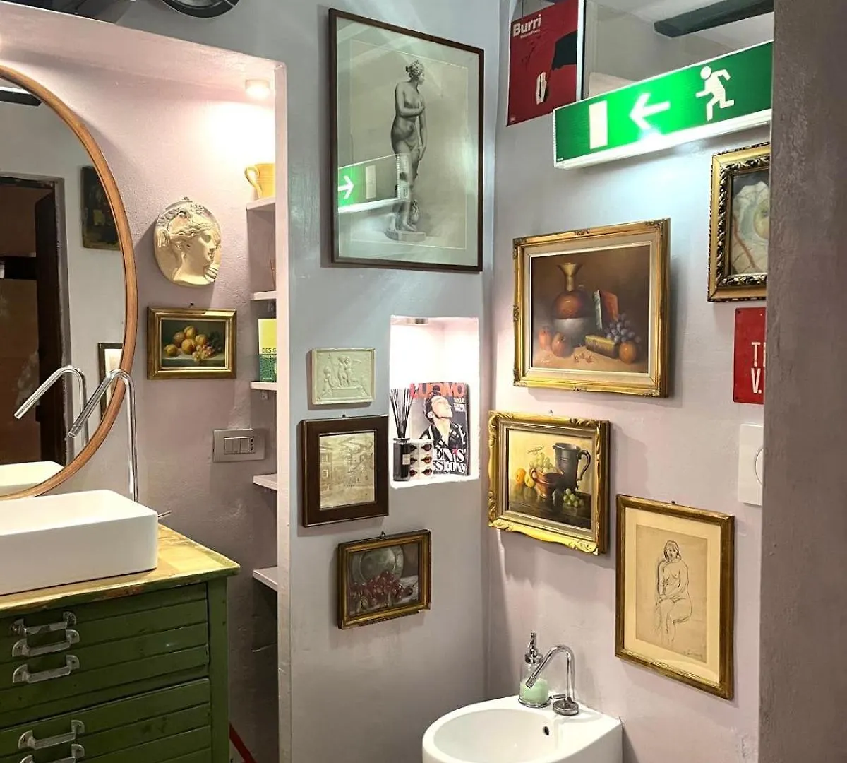 Charming And Design Attic Loft Central Milan In Coolest Area Navigli Ticinese Apartamento