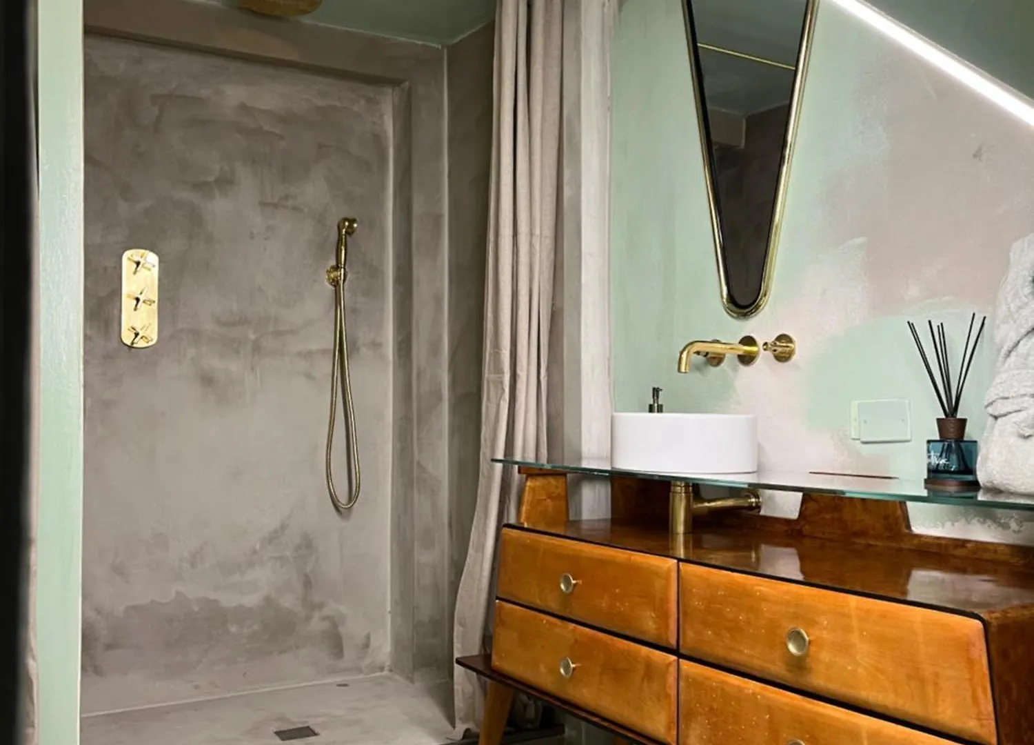 Charming And Design Attic Loft Central Milan In Coolest Area Navigli Ticinese Itália